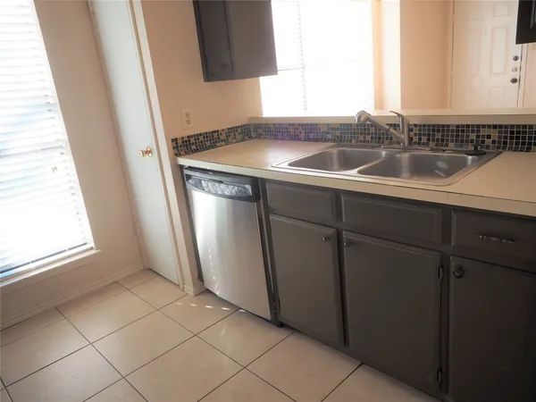 $1,650 | 1403 Hermitage Drive, Round Rock, TX 78681