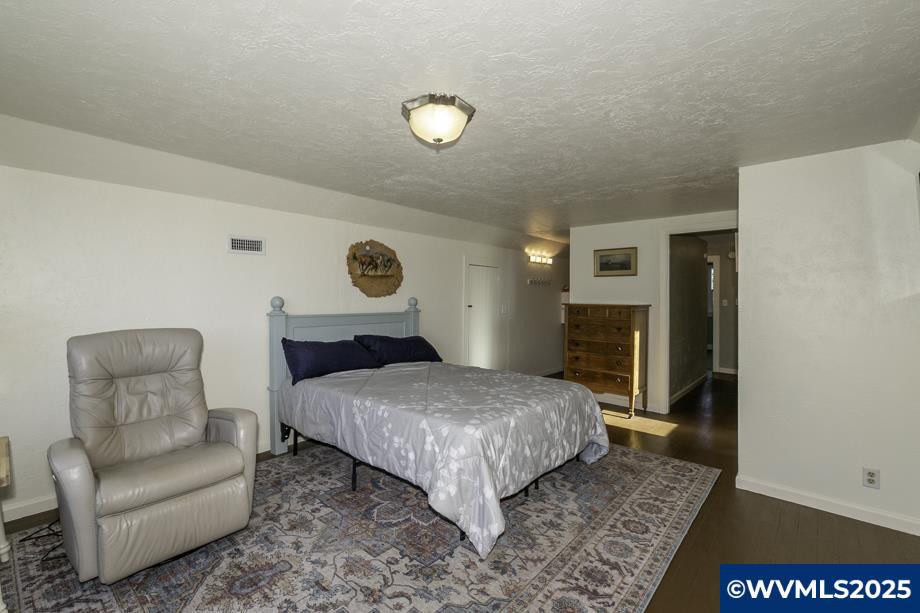 3945 Mistletoe Road Monmouth, OR 97361 - Photo 20 of 35 Gallery Image 20