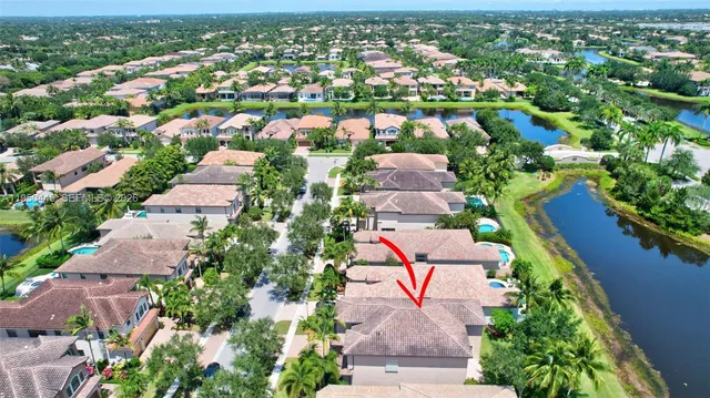 $10,000 | 8944 Little Falls Way, Unit 8944, Delray Beach, FL 33446