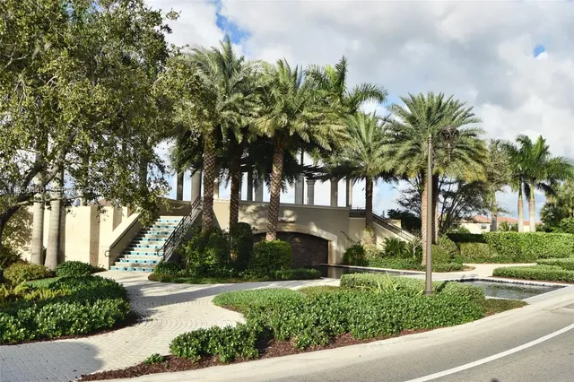 $10,000 | 8944 Little Falls Way, Unit 8944, Delray Beach, FL 33446