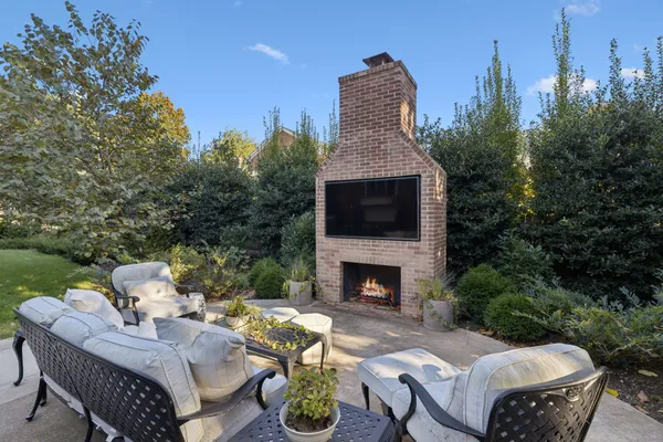 $6,149,900 | 214 3rd Avenue South, Franklin, TN 37064