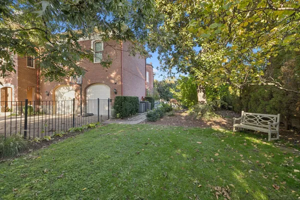 $6,149,900 | 214 3rd Avenue South, Franklin, TN 37064