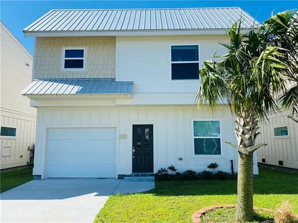 $1,950 | 217 Marina Road, Chalmette, LA 70043