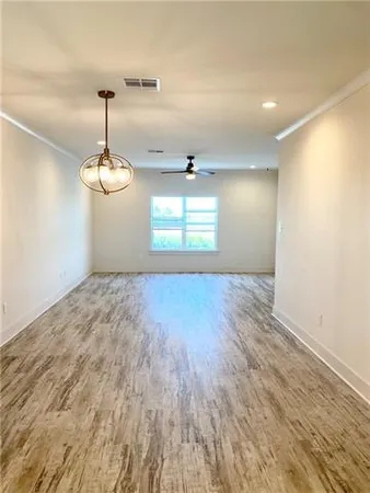$1,950 | 217 Marina Road, Chalmette, LA 70043
