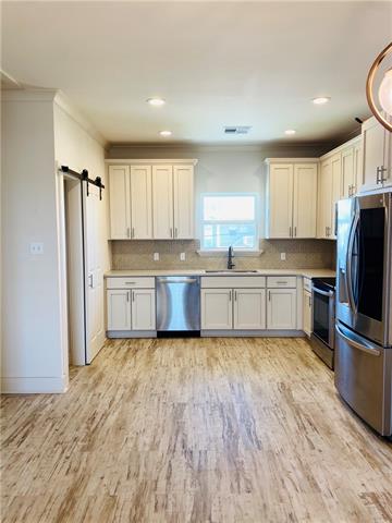 217 Marina Road Chalmette, LA 70043 - Photo 4 of 16