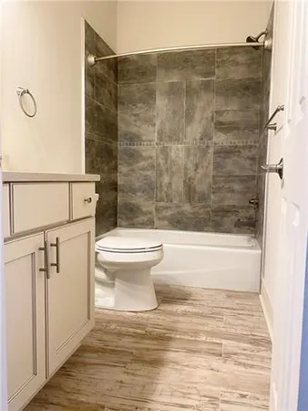 $1,950 | 217 Marina Road, Chalmette, LA 70043