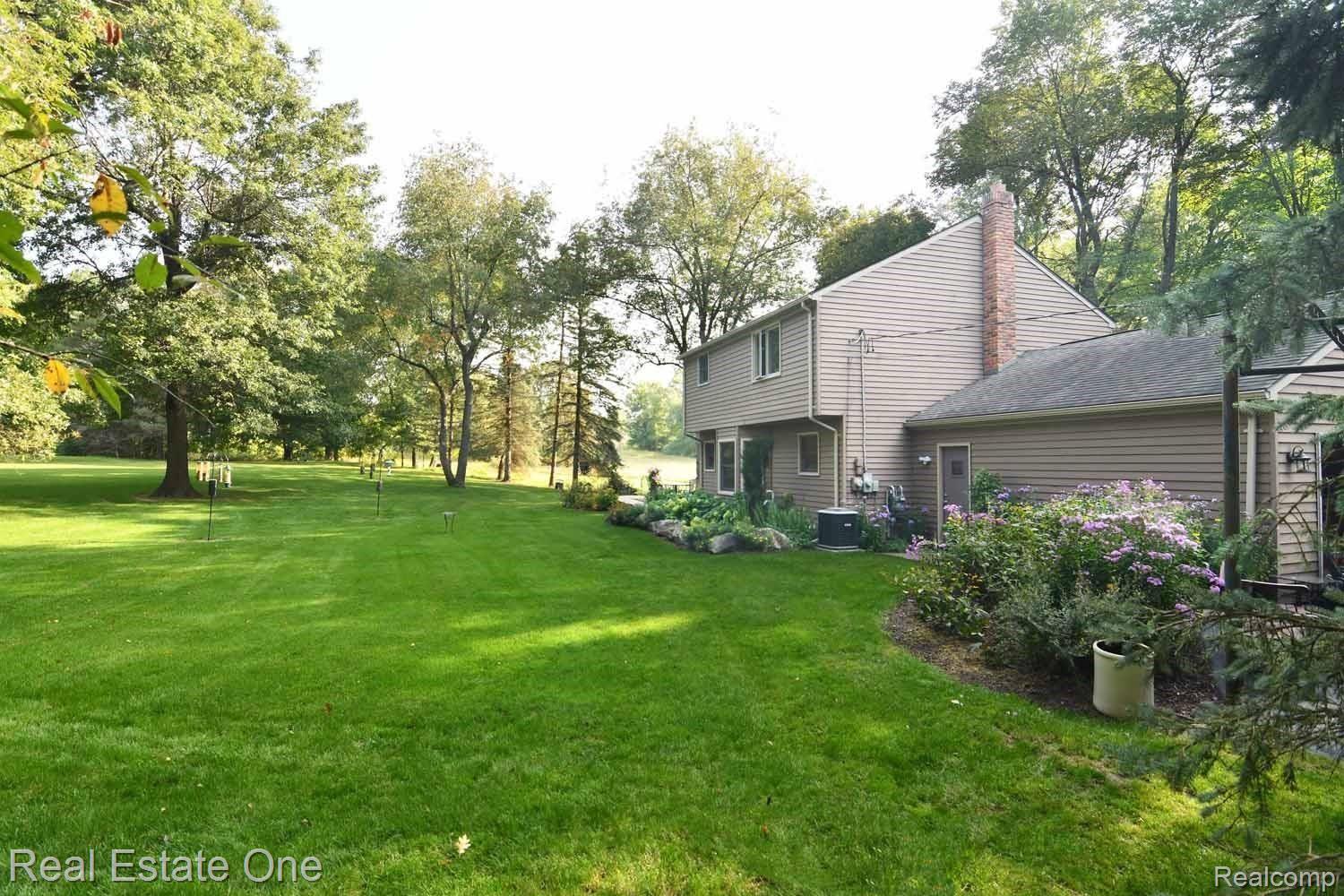 8330 Rattalee Lake Road Clarkston, MI 48348 - Photo 65 of 73 DSC_1332.jpg