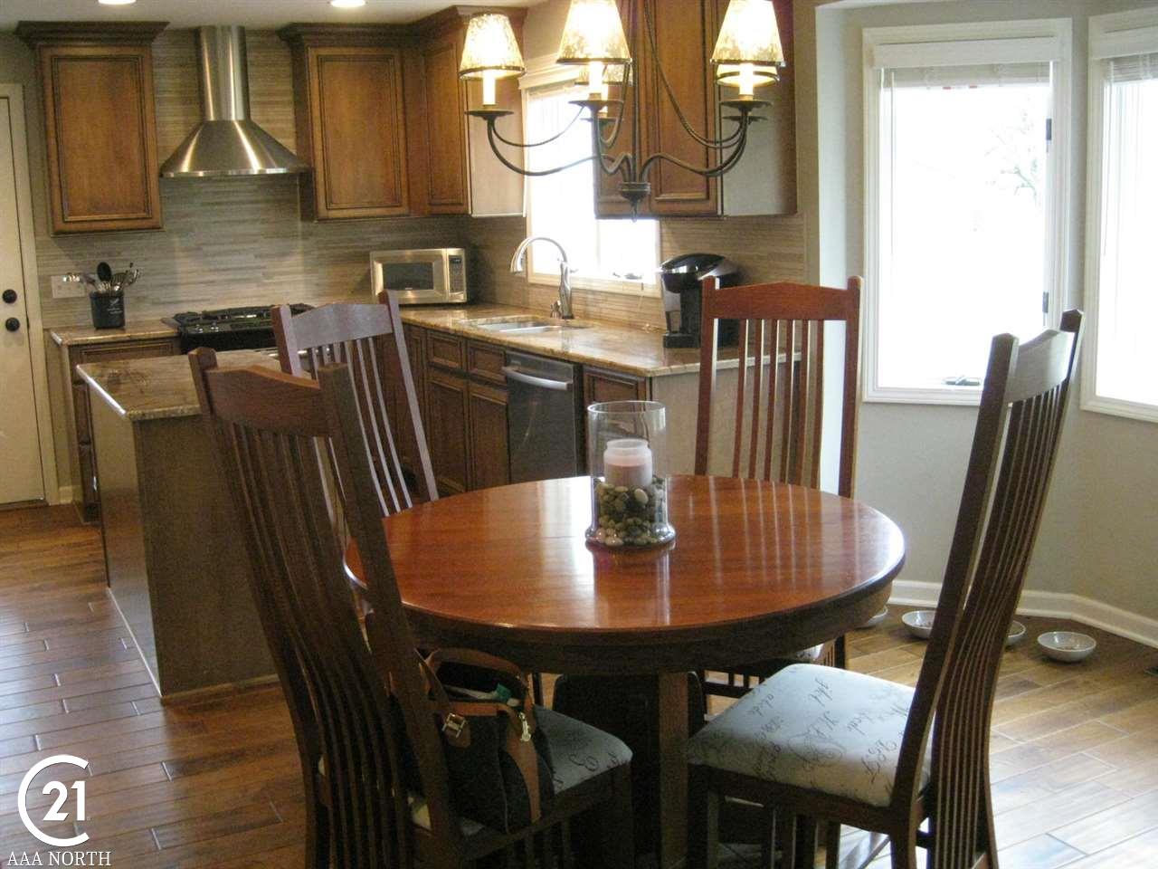 1066 Bloomer Road Rochester Hills, MI 48307 - Photo 8 of 21