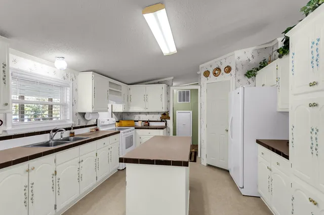 $298,800 | 408 Treeline Drive, Moncks Corner, SC 29461