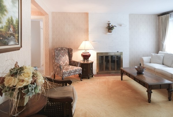 2 Lawrence Road Wayland, MA 01778 - Photo 5 of 23 Gallery Image 5