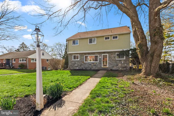 $349,900 | 188 Hillcrest Road, New Holland, PA 17557