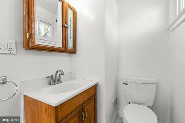 $349,900 | 188 Hillcrest Road, New Holland, PA 17557