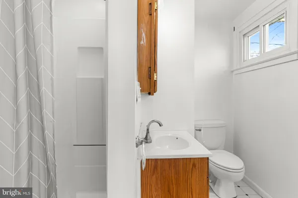 $349,900 | 188 Hillcrest Road, New Holland, PA 17557