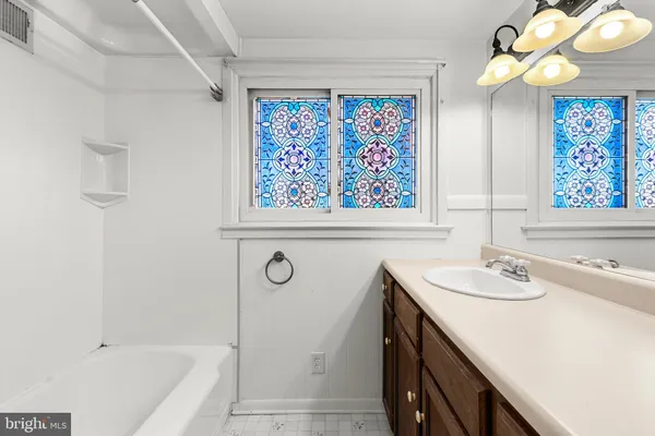 $349,900 | 188 Hillcrest Road, New Holland, PA 17557