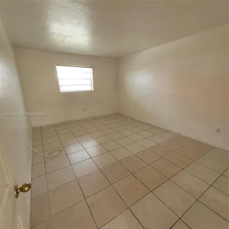 $159,900 | 1370 Northeast 119th Street, Unit 137015, Miami, FL 33161