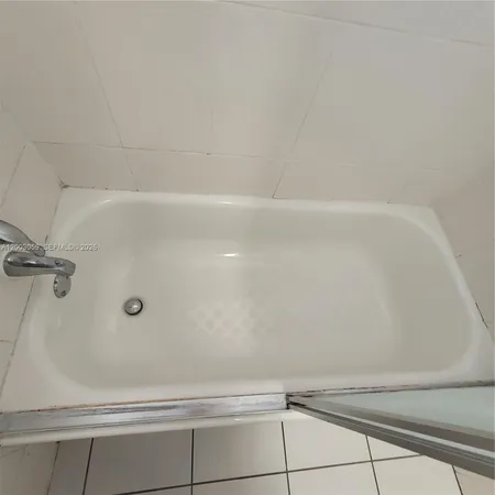 $159,900 | 1370 Northeast 119th Street, Unit 137015, Miami, FL 33161