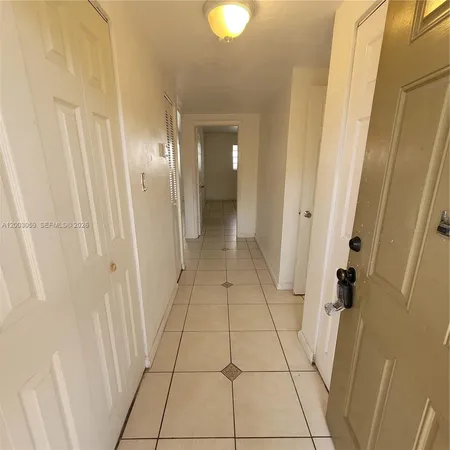 $159,900 | 1370 Northeast 119th Street, Unit 137015, Miami, FL 33161