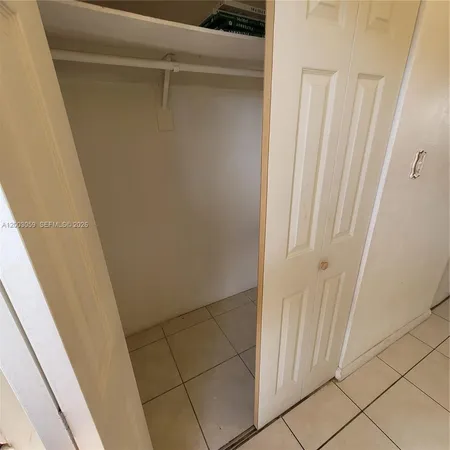 $159,900 | 1370 Northeast 119th Street, Unit 137015, Miami, FL 33161