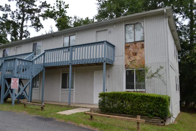 $900 | 285 Dixie Drive, Unit B2, Tallahassee, FL 32304
