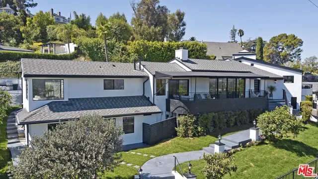 $3,498,000 | 3712 Berry Drive, Studio City, CA 91604