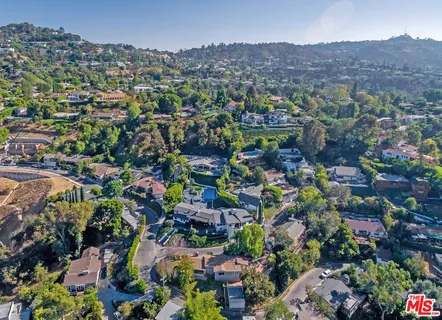 $3,498,000 | 3712 Berry Drive, Studio City, CA 91604