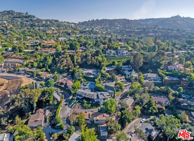 $3,498,000 | 3712 Berry Drive, Studio City, CA 91604