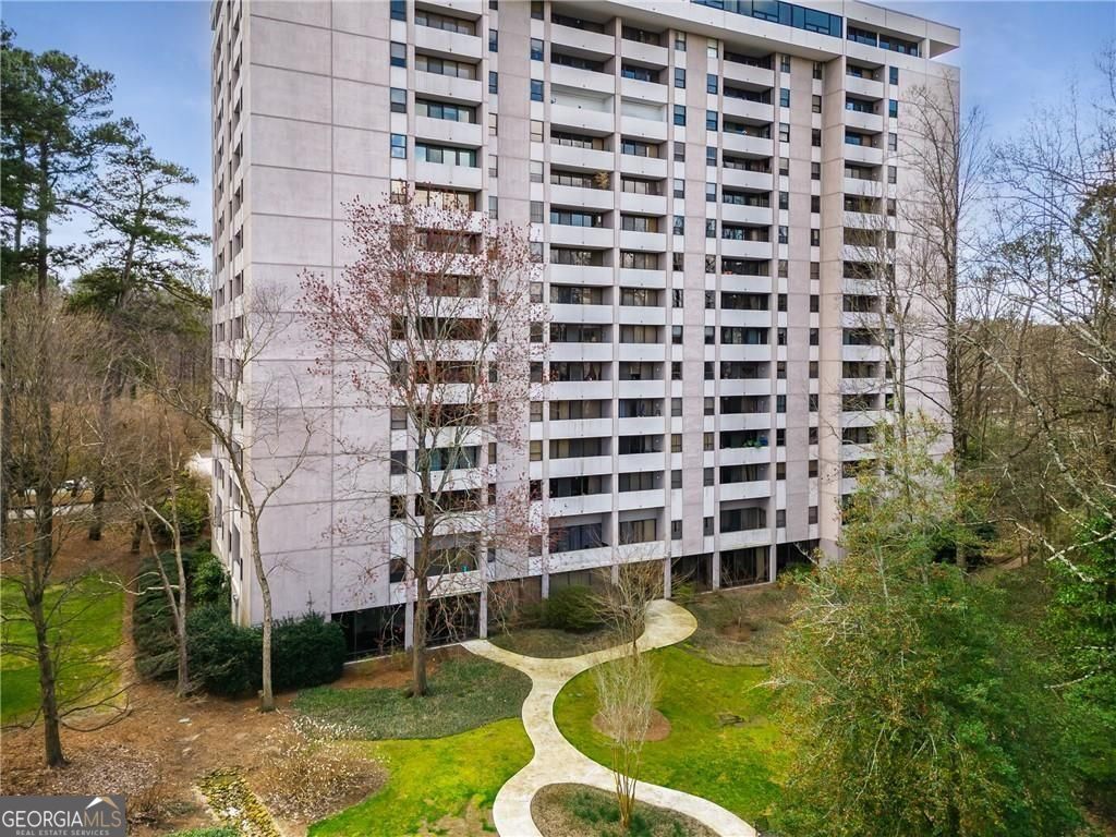 3530 Piedmont Road Northeast, Unit 1M Atlanta, GA 30305 - Photo 29 of 30