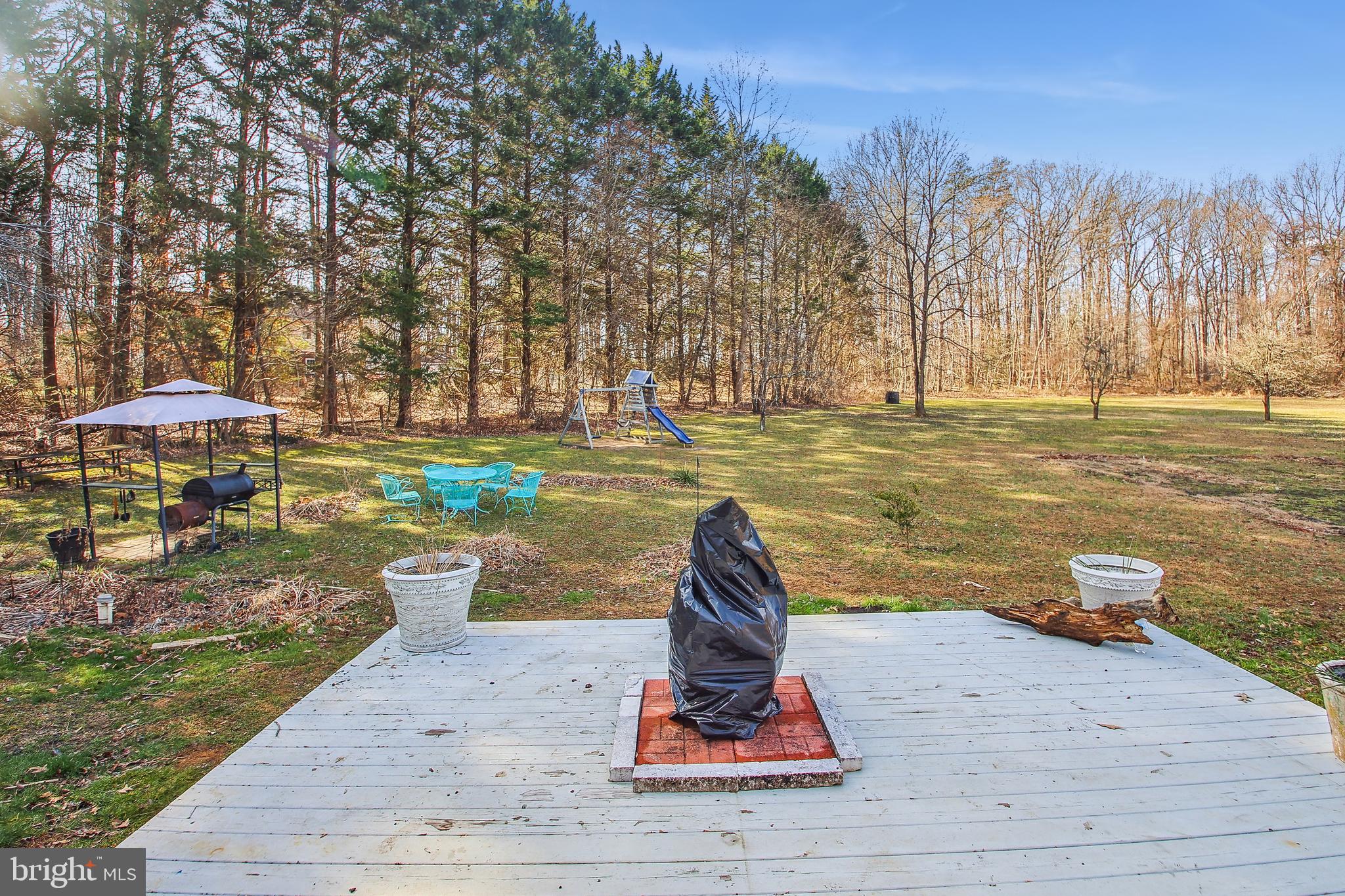 2572 Davidsonville Road Gambrills, MD 21054 - Photo 20 of 23 View of deck off dining area/back door