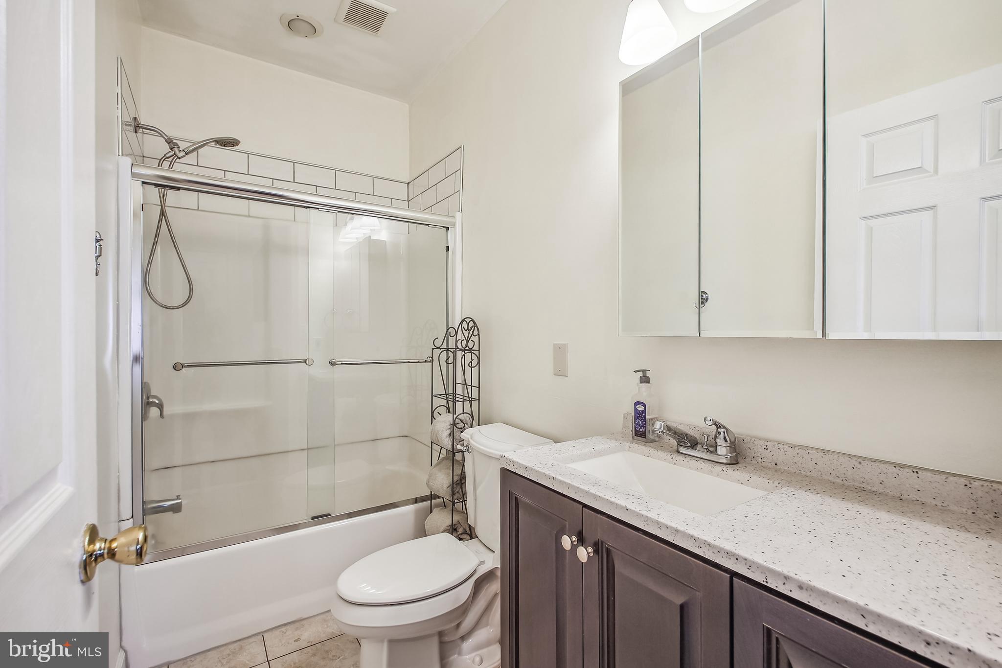 2572 Davidsonville Road Gambrills, MD 21054 - Photo 7 of 23 Bathroom