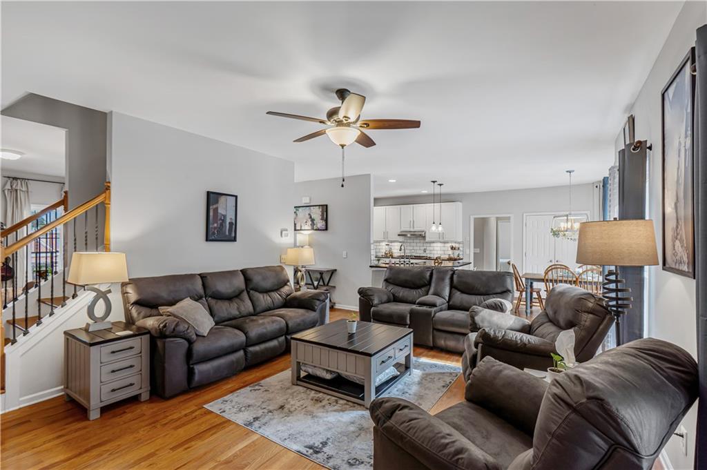 860 Valley Drive Canton, GA 30114 - Photo 11 of 62