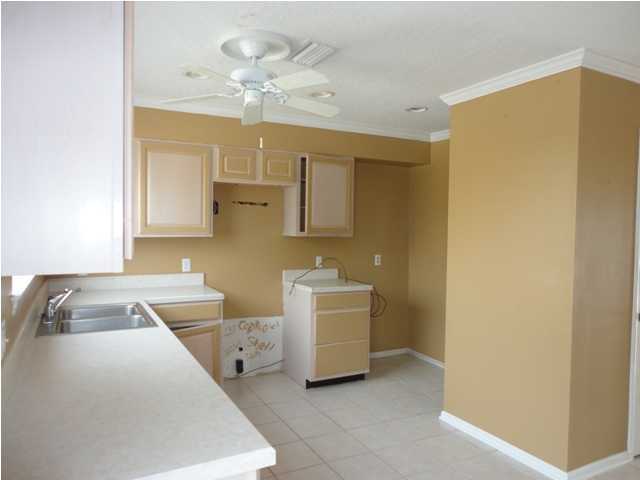 161 Durango Road, Unit 5 Destin, FL 32541 - Photo 12 of 26 Gallery Image 12