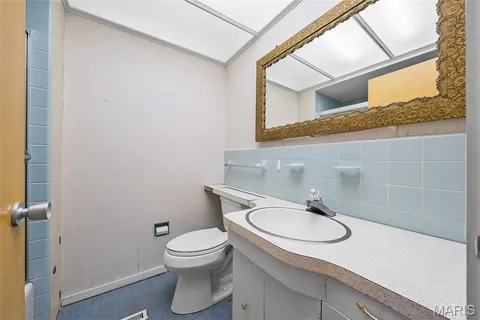 $550,000 | 28 Black Oak Drive, Sunset Hills, MO 63127