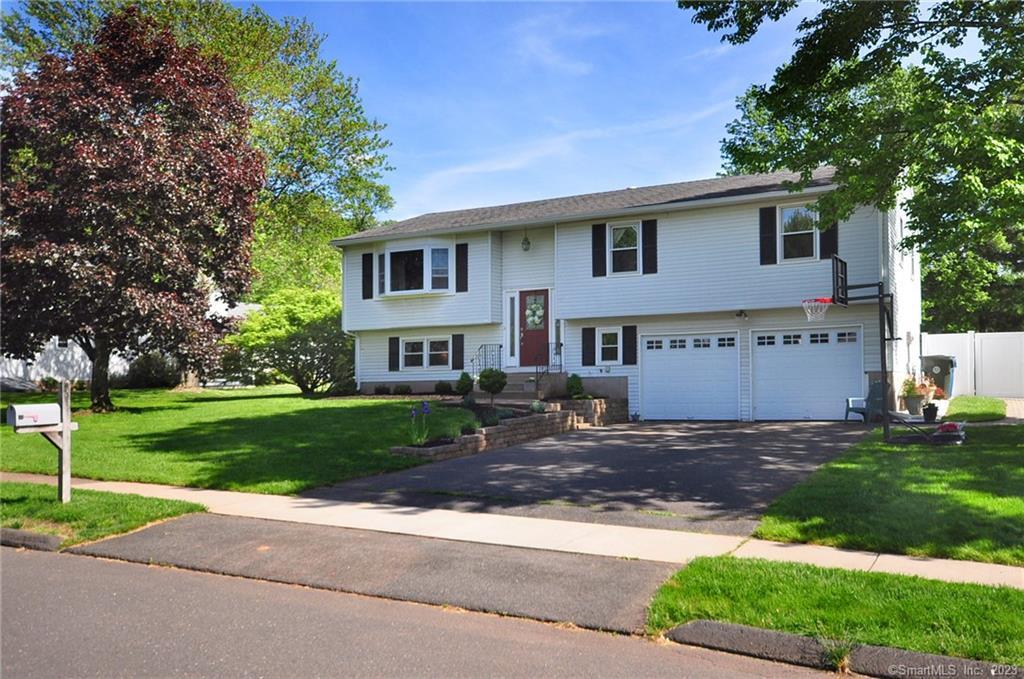 15 Wildermere Road Berlin, CT 06037 - Photo 1 of 1