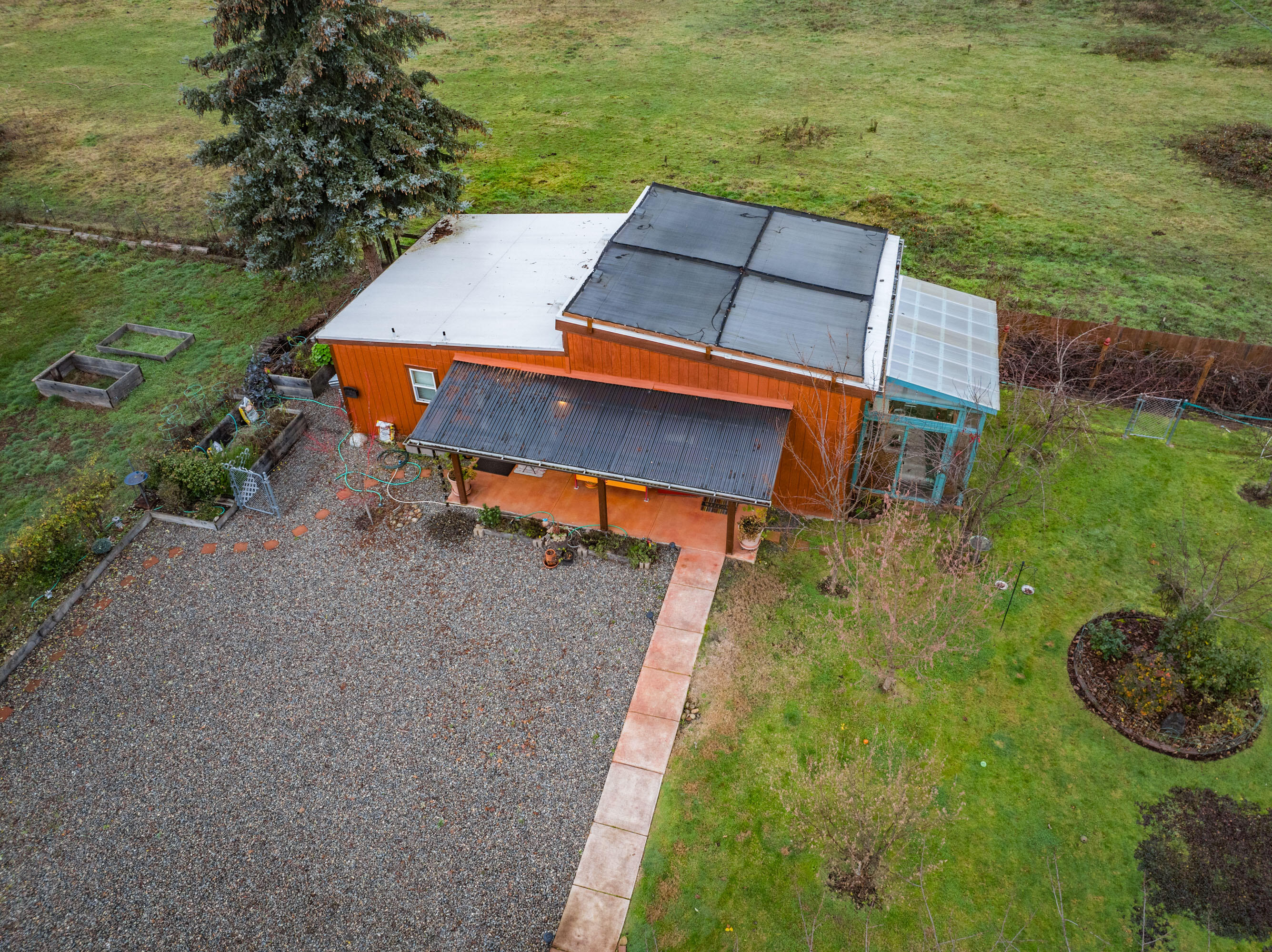 909 Curry Road Roseburg, OR 97471 - Photo 8 of 50 Export--16