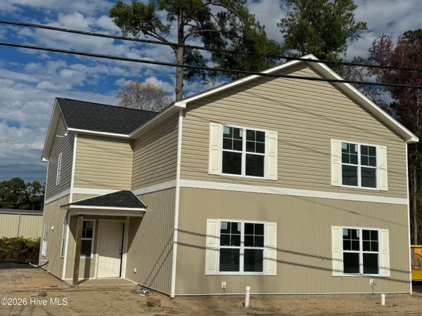 $2,800 | 4515 Greenway Avenue, Wilmington, NC 28403