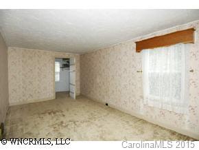 334 Queentown Road Canton, NC 28716 - Photo 8 of 9 a view of an empty room