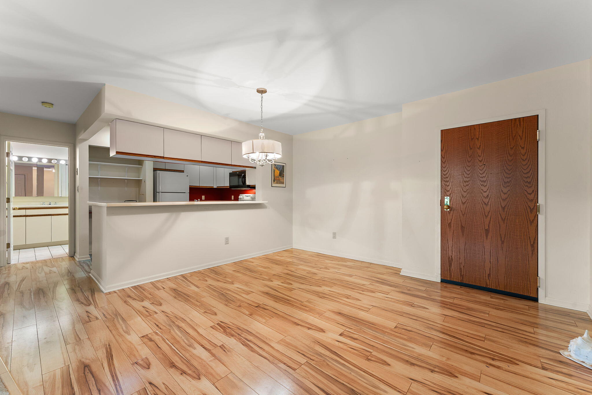 910 Ridge Road, Unit 203 Munster, IN 46321 - Photo 15 of 31 2048x1365