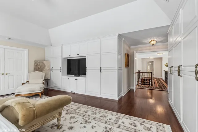 $1,899,900 | 11 Moate Lane, Barrington Hills, IL 60010