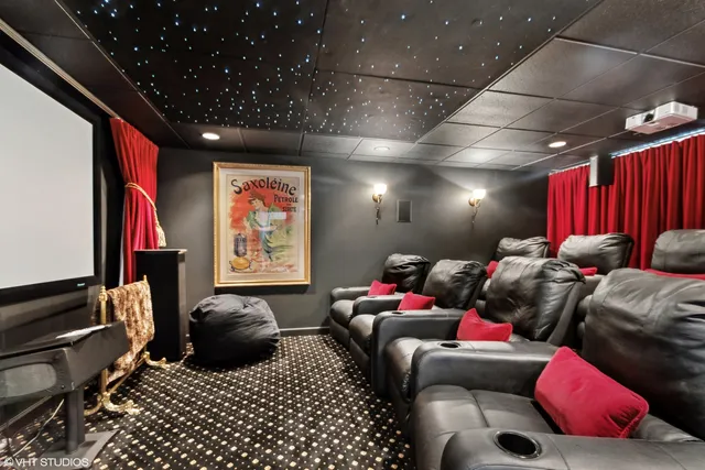 $1,899,900 | 11 Moate Lane, Barrington Hills, IL 60010