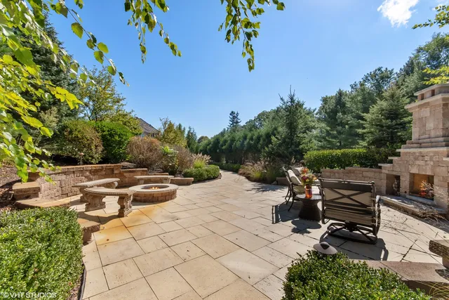 $1,899,900 | 11 Moate Lane, Barrington Hills, IL 60010