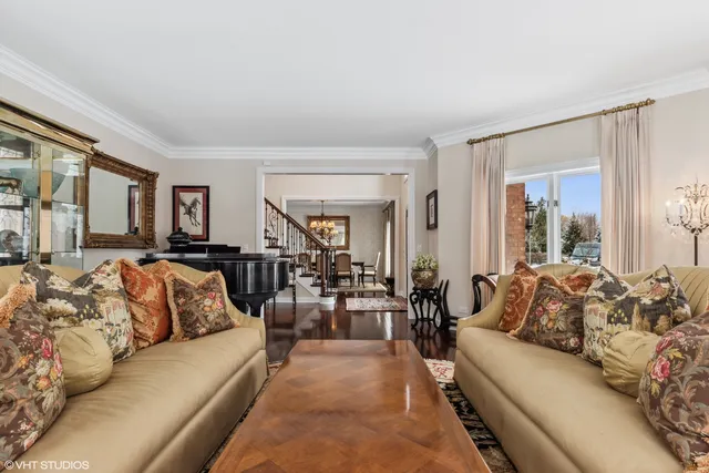 $1,899,900 | 11 Moate Lane, Barrington Hills, IL 60010