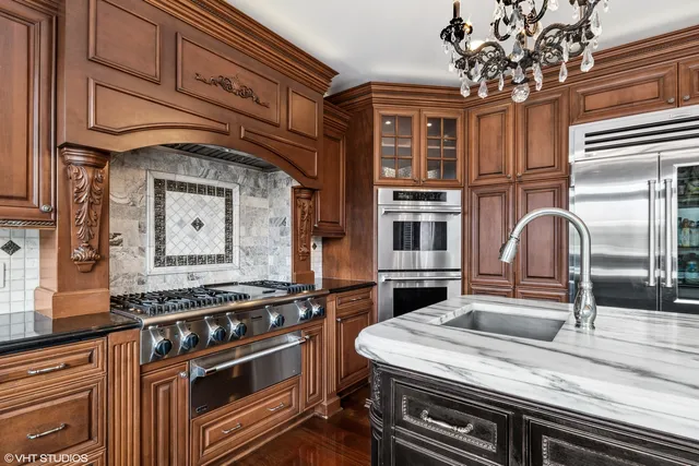 $1,899,900 | 11 Moate Lane, Barrington Hills, IL 60010