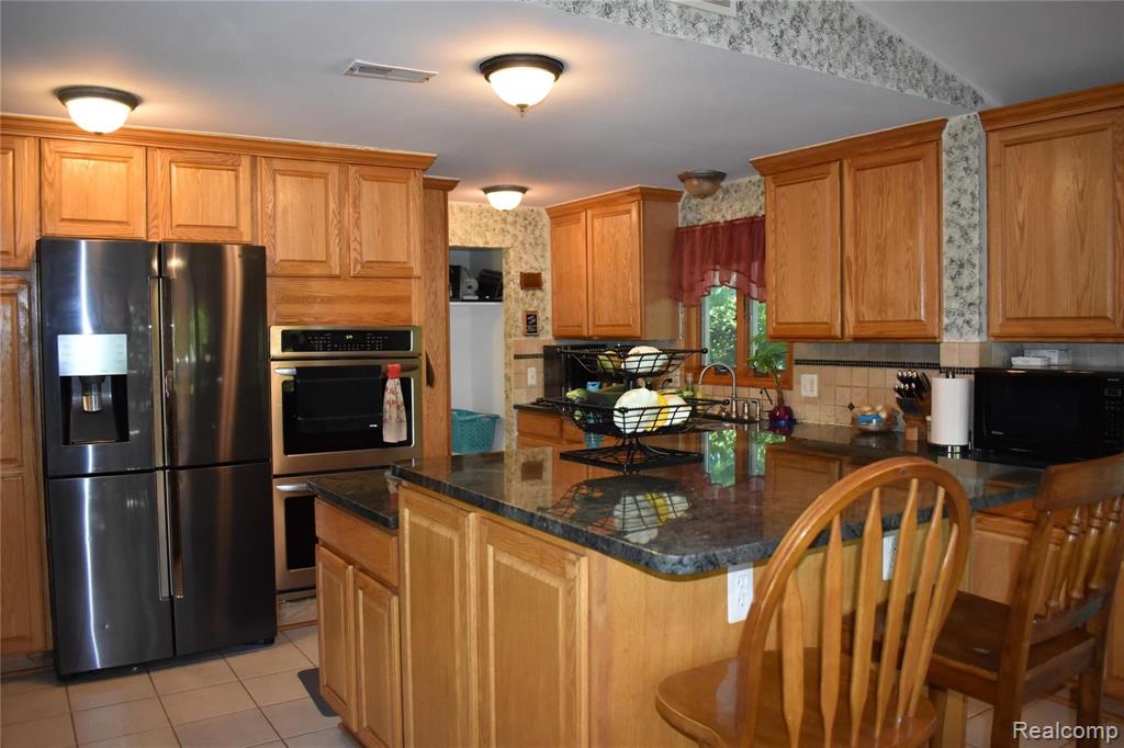 540 Stoddard Road Richmond, MI 48062 - Photo 3 of 54
