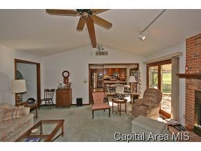 52 Camelot Drive Rochester, IL 62563 - Photo 8 of 21