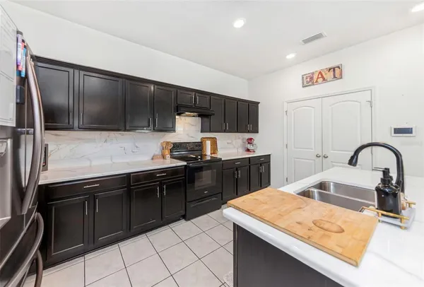$534,900 | 3912 Reflection Dock Drive, Seffner, FL 33584