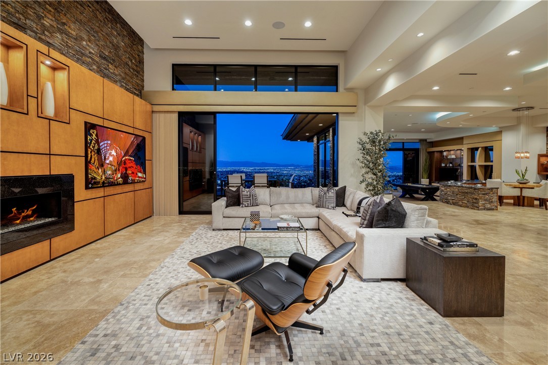 1492 MacDonald Ranch Drive Henderson, NV 89012 - Photo 4 of 43