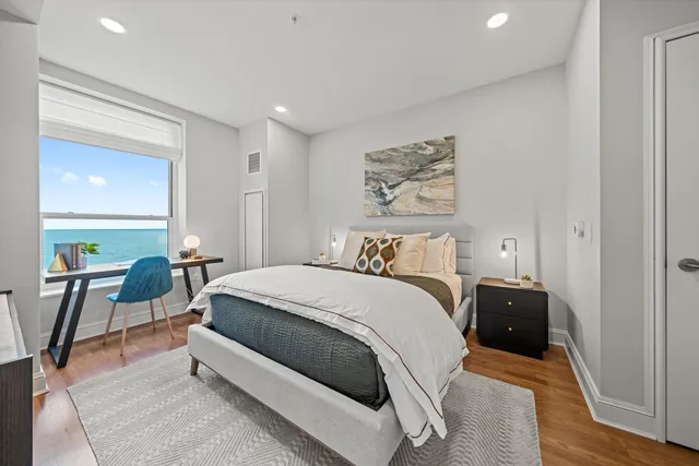 $895,000 | 850 North Lake Shore Drive, Unit 807, Chicago, IL 60611