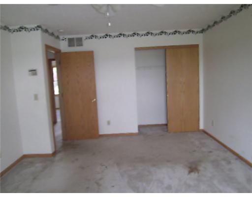 1420 Hinkle Road Springfield, OH 45505 - Photo 7 of 9