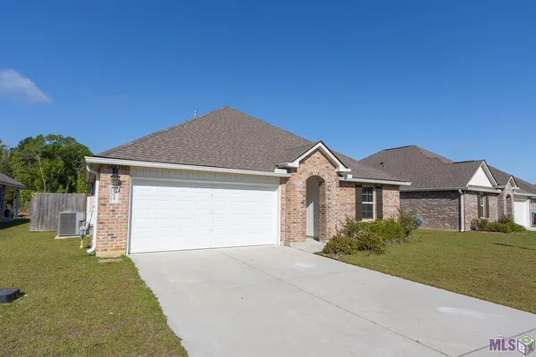 $262,000 | 13035 Bayberry Avenue, Walker, LA 70785