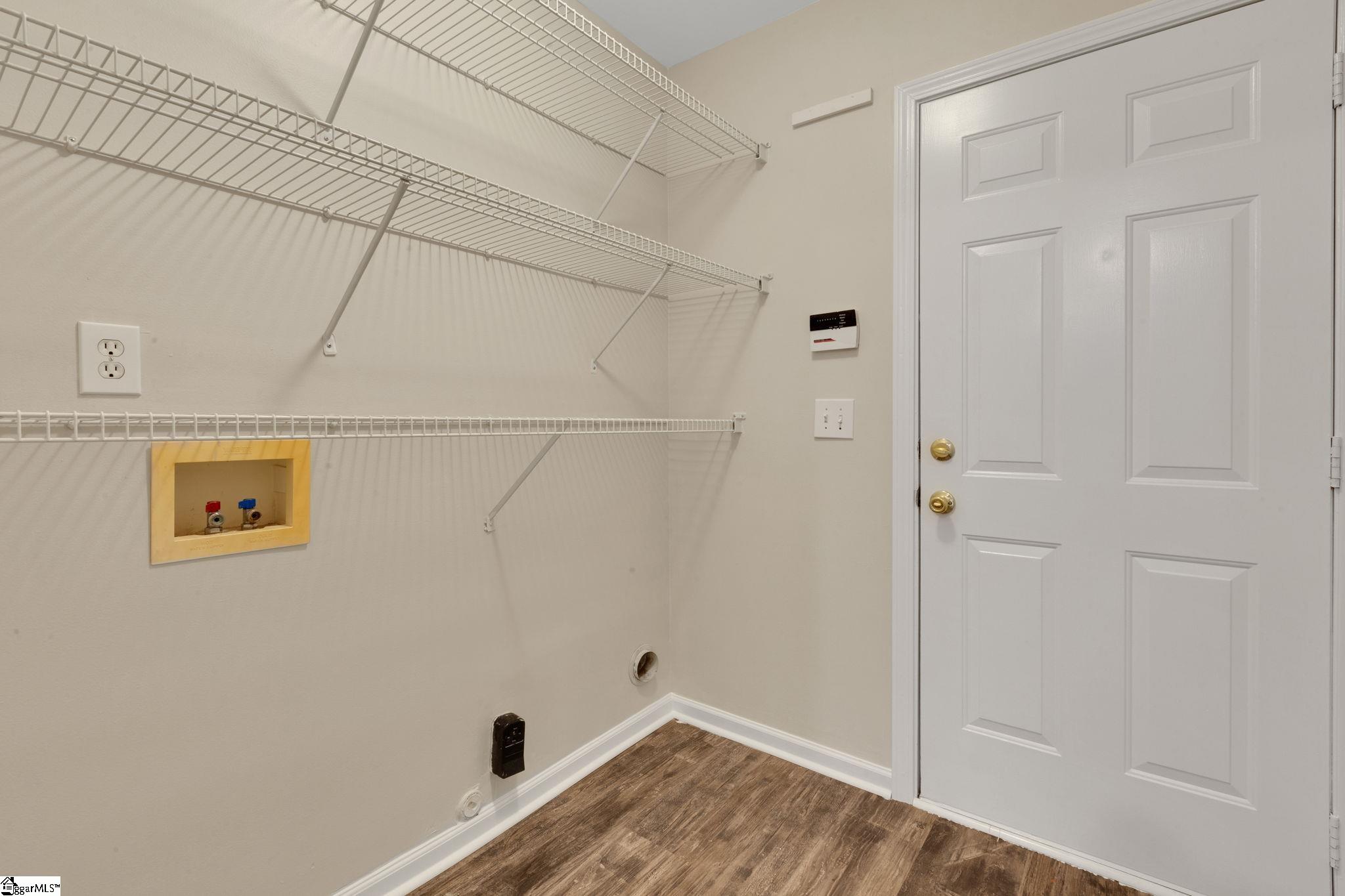 15 Hawkesbury Road Simpsonville, SC 29681 - Photo 32 of 44 Gallery Image 32
